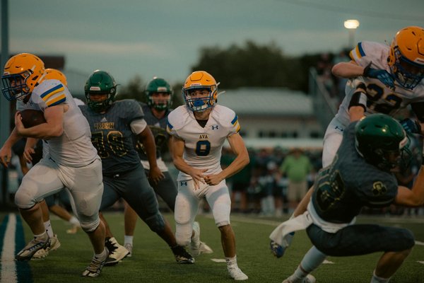 Designing a Stylish Minimalist Entryway: Discover Top Storage Secrets