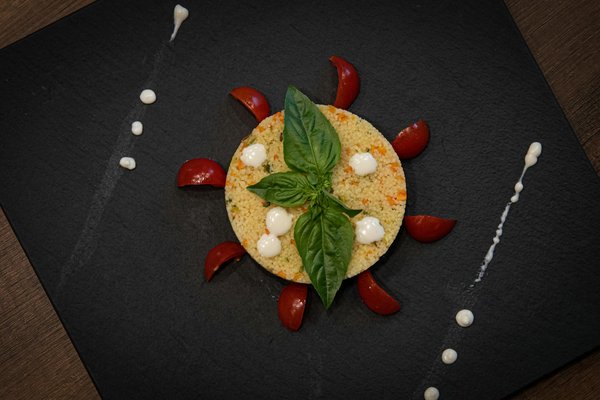 The Ultimate Compact Laundry Solutions for Maximizing Space in Your Small Studio Apartment